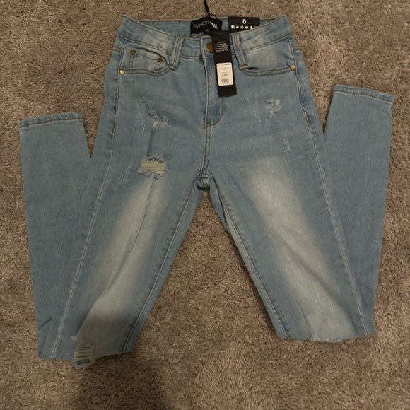 High Rise Skinny Jean - Picture 5 of 6